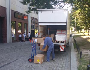 Removals from UK to Slovenia