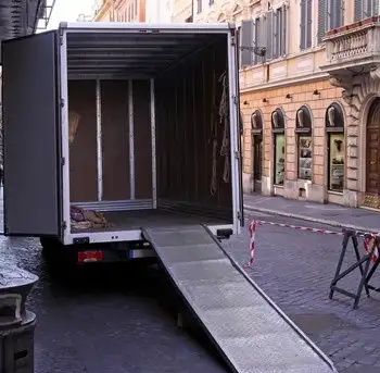 Easy delivery to Andorra