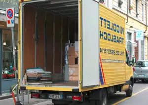 Next day delivery to Italy Next day delivery to Italy