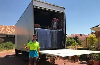 One way man and van van hire Slovakia